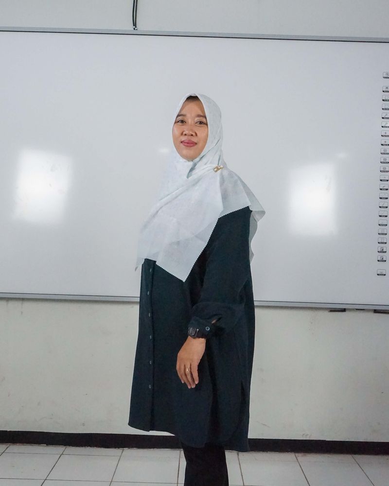 Nur Trihastuti, S.Si.