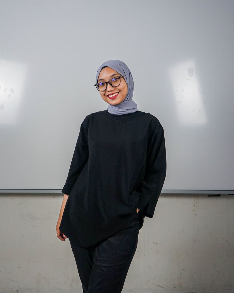 Fina Aprilia Azzahr, S.Pd.